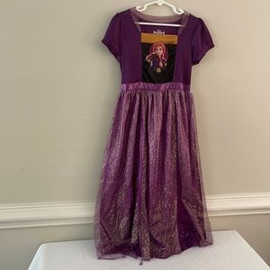 DISNEY Frozen II Anna Nightgown Purple Dress Size 7 / 8 NWOT
